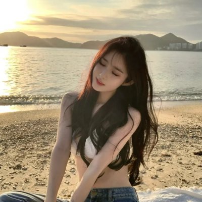 一个叫小小船的男孩